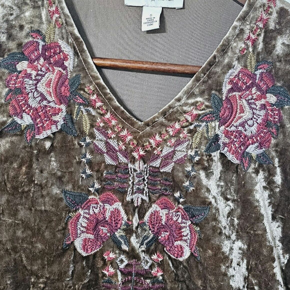 Vintage X American  Embroidered Velvet Top Women's Size S Brown Whimsigoth Boho - Picture 4 of 7